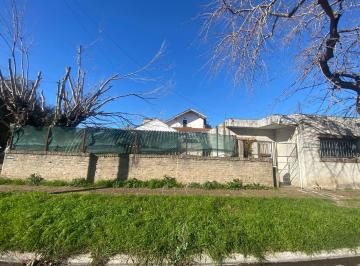 Terreno · 237m² · Lote en Venta con Vivienda a Reciclar - Quilmes