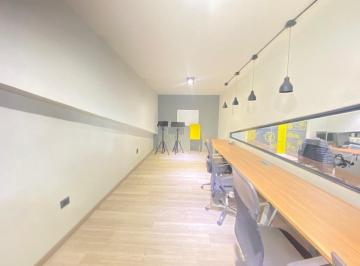 Oficina comercial · 110m² · Oficina Ubicada en Edificio Rivadavia 2553