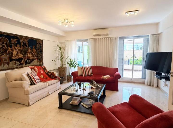 Departamento · 179m² · 4 Ambientes · 1 Cochera