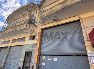 Bodega-Galpón · 1229m² · Venta Galpón + PH + Local en Villa Soldati