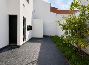 PH · 59m² · 4 Ambientes · PH Frente Independiente - 4 Amb - El Palomar - Permuta