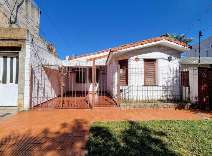 Casa · 112m² · 5 Ambientes · 1 Cochera