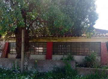 Casa · 98m² · 4 Ambientes · 1 Cochera · Venta Casa 4 Amb a Reciclar Colonias Chapadmalal