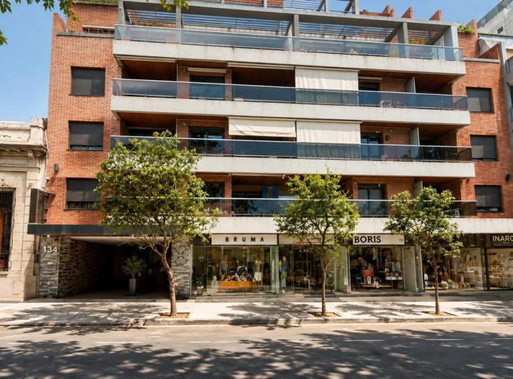 Departamento · 78m² · 7 Ambientes · 1 Cochera