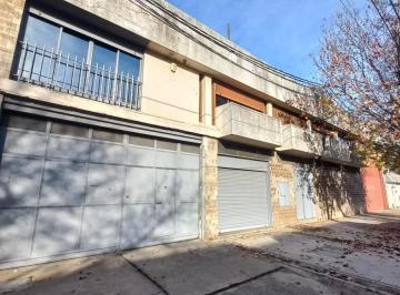 Bodega-Galpón · 2115m² · 6 Ambientes · 1 Cochera · Galpon Para Uso Industrial Venta Diversos Usos Comerciales Luis Agote Rosario