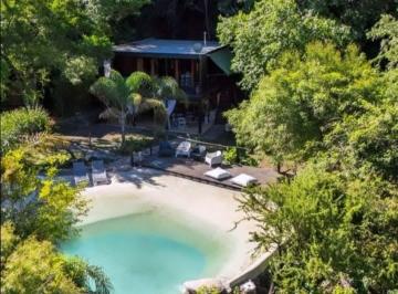 Hotel · 400m² · Complejo de Cabañas Rio Ceballos