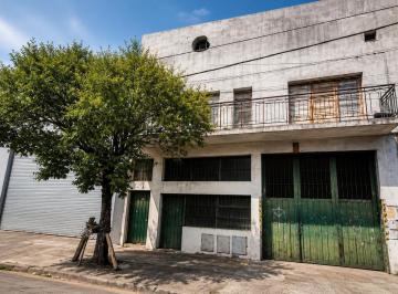 Bodega-Galpón · 688m² · Galpón Deposito en Venta en Olivos 688 m