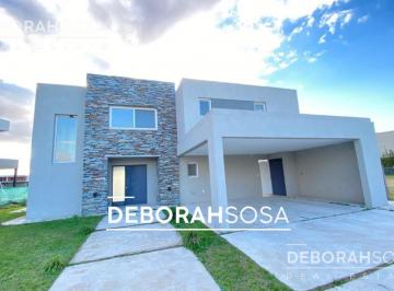 Casa · 236m² · 4 Ambientes · 2 Cocheras · Casa Al Agua en Alquiler Anual - El Canton Zona Norte Escobar