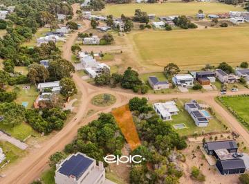 Terreno · 803m² · Lote en Venta en Costa Esmeralda Barrio Ecuestre