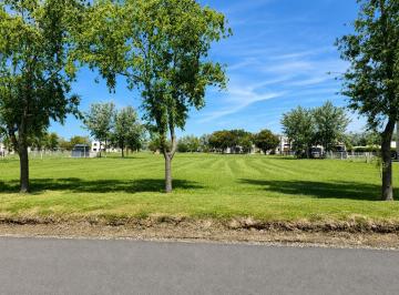 Terreno · 20000m² · Venta Lote 2000 m² Barrio Haras del Sur III Los Robles La Plata