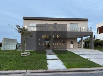 Casa · 335m² · 5 Ambientes · 2 Cocheras · Nvr Oportunidad Casa en Venta San Sebastian Area 5