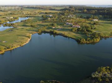 Terreno · 3191m² · 1 Ambiente · Terreno en Venta en Barrio Carmelo Golf