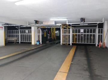 Garage · 10m² · En Venta Cochera en Recoleta en Excelente Zona Muy Buen Metraje