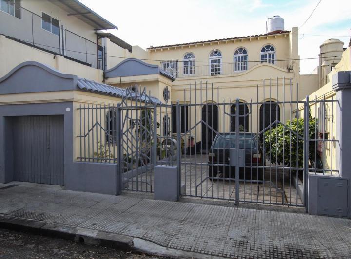 Casa · 163m² · 4 Ambientes · 1 Cochera