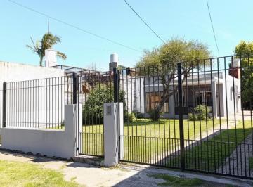 Casa · 45m² · 3 Ambientes · 3 Cocheras · Venta Casa a Reciclar, Terreno 350 M²,villa Ballester