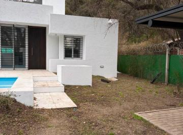 Casa de 5 ambientes, Villa Allende · Dúplex en Alquiler en Villa Allende