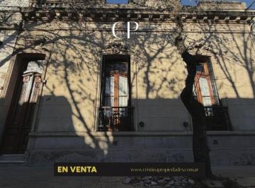 Casa de 6 ambientes, Mercedes · Hermosa Casa Céntrica en La Ciudad de Mercedes.
