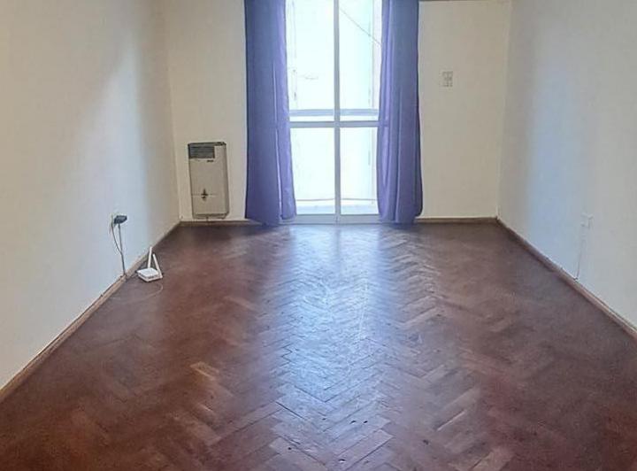 Departamento · 1m² · 4 Ambientes