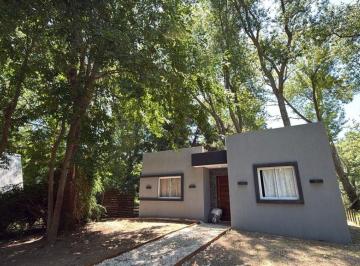 Casa de 3 ambientes, Costa del Este · Excelente Casa Sobre Lote de 555 m² con 2 Dorm. en Venta en Costa del Este
