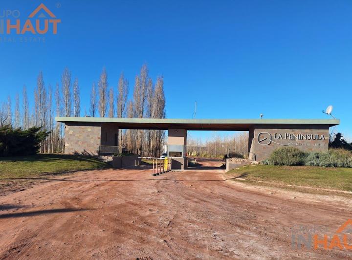 Terreno · 1168m²