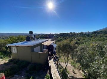 Casa de 3 ambientes, Los Cocos · Cabaña con Vista Panorámica y Jacuzzi