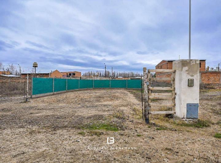 Terreno · 198m²