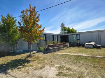 Casa de 4 ambientes, La Plata · Casa de 330 m² con 2 Dorm. en Venta en Villa Parque Sicardi