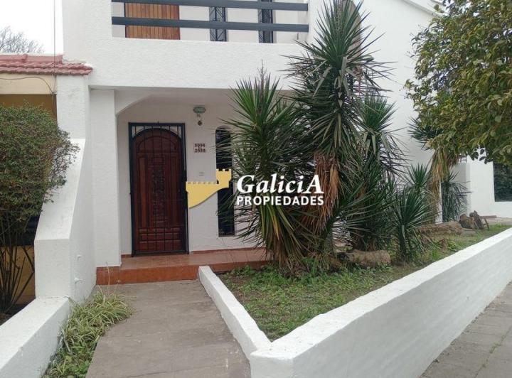 PH · 155m² · 8 Ambientes · 2 Cocheras