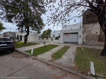Casa · 126m² · 3 Dormitorios · Vendo Casa en Basavilbaso, Entre Ríos.