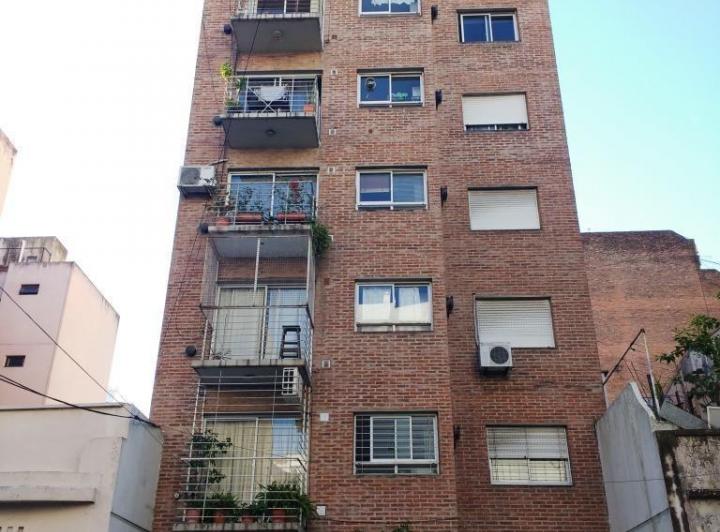 Departamento · 40m² · 2 Ambientes · 1 Cochera
