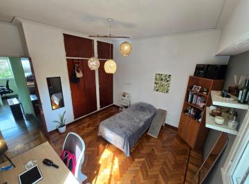 Casa de 4 ambientes, Vicente López · Chalet con Parque y Pileta a Una Cuadra de Av Maipú en Florida, Vicente López.