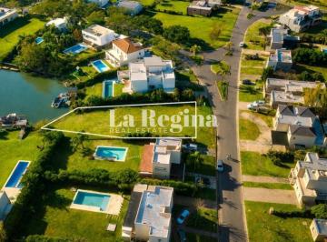 Terreno · 1167m² · Lote de 1167 m² con Salida Al Rio Lujan