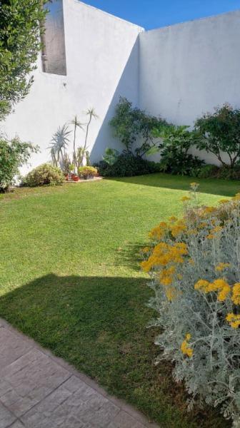 Casa 3 amb, 116m² con cochera — San Juan