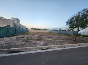 Terreno · 500m² · Venta Lote en Terrazas Park Russell Maipú