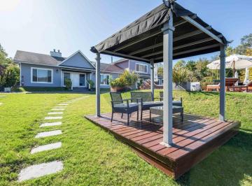Departamento · 40m² · 1 Ambiente · 1 Cochera · Alquiler Apto 1 Dorm Remanso Neptunia Equipado