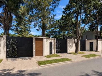 Terreno · 153m² · Venta de Lote en Barrio Cerrado con Portón en San Miguel