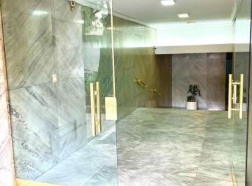 Oficina comercial de 1 ambiente, Retiro · Oficina 1 y 1/2 Amb m. T. de Alvear, Frente Plaza San Martin (Retiro) Al Lado Hotel Plaza C/ Sol