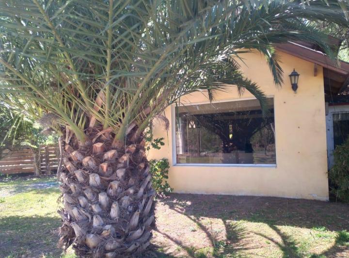 Casa · 250m² · 3 Ambientes · 2 Cocheras