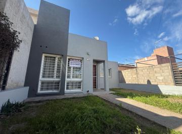 Casa · 45m² · 2 Ambientes · 1 Cochera · Casa - Cordoba Capital