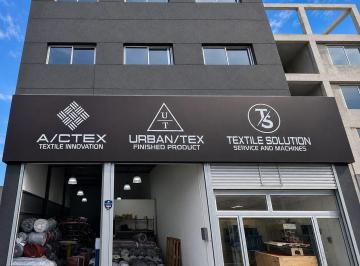 Local comercial · 600m² · Local en Alquiler en Villa Celina, La Matanza, G. B. a. Zona Oeste