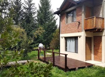 Casa · 2793m² · 2 Dormitorios · Casa en Mallin Ahogado