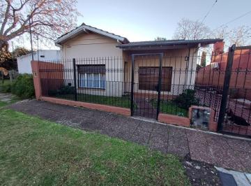 Casa · 120m² · 5 Ambientes · 1 Cochera · Casa Venta Pacheco Sur
