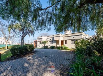 Casa · 272m² · 8 Ambientes · 3 Cocheras · Venta Casa 3 Dorm. San Isidro, Villa Allende, Cba
