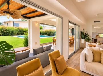 Casa · 200m² · 5 Ambientes · 1 Cochera · Casa en Venta en Horizontes Al Sur