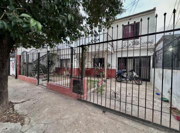 Casa · 173m² · 3 Ambientes · Venta Casa + Dpto - Alto Alberdi C/ Renta