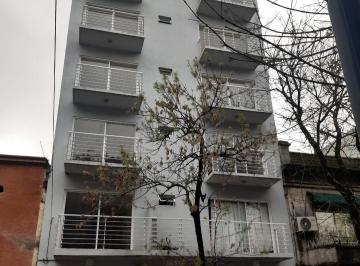 Departamento de 1 ambiente, Monserrat · Recibos de Sueldo, 1 Amb. Chico con Gran Balcon Terraza