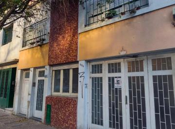 Casa · 100m² · 3 Ambientes · 1 Cochera · Alquiler Casa 5 Ambientes con Cochera, Calle 48 y 15, Lp