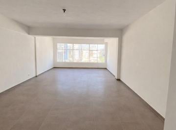 Oficina comercial · 650m² · Oficina en Alquiler en Once, Capital Federal, Buenos Aires