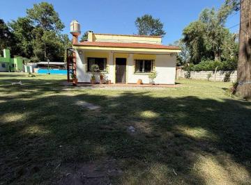 Quinta vacacional · 164m² · 2 Dormitorios · Venta Quinta C/ Pileta, Gran Parque 2.500 m²
