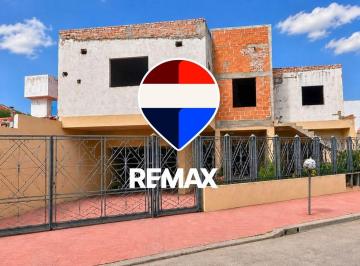Casa · 300m² · 8 Ambientes · 2 Cocheras · Casa Venta Zona Tres Cerritos 5 Dorm Apta Crédito